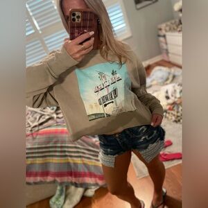 Colsie Cropped Sweatshirt SURF Motel Sign vintage style target size L tan shirt